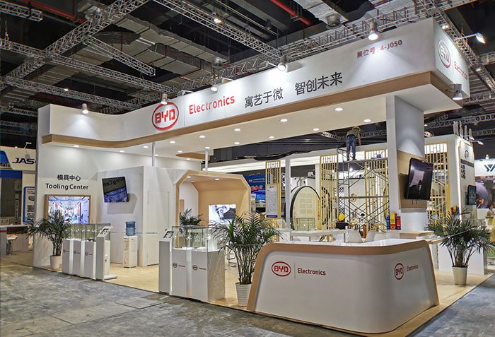 上海特裝機(jī)械展臺(tái)搭建上大機(jī)器該如何搬運(yùn)？有幾點(diǎn)不可忽視