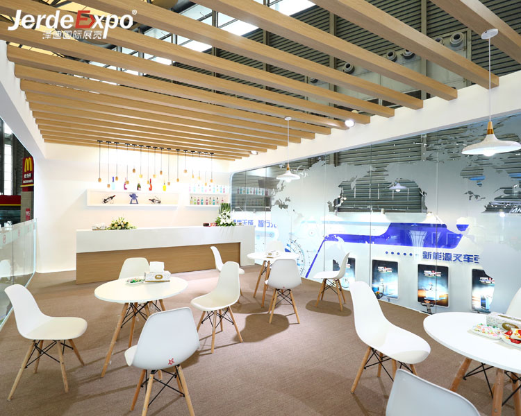 展會搭建公司要如何協(xié)助參展商搭配展臺 才能收獲參展者的芳心？