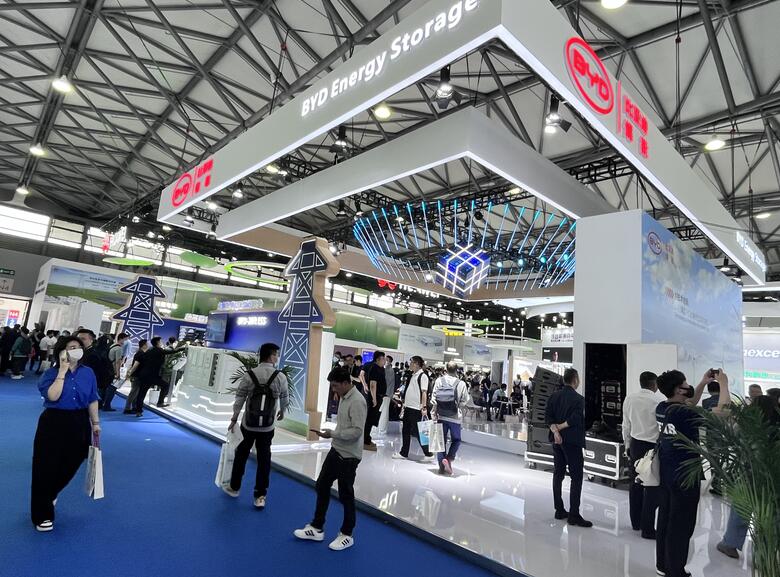 參展商該如何選擇展臺大??？展覽展臺搭建服務(wù)商幫您排憂解難